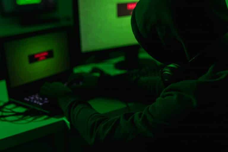 Statistiques Hackers Pirates Informatiques Cyber Espionage